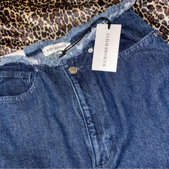 WeWoreWhat Frayed Indigo Denim Jeans - Picture 7 of 9
